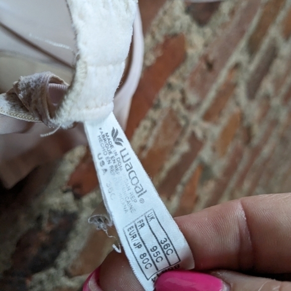 Wacoal 36C‎ Unlined Light Nude Bra - Picture 4 of 6